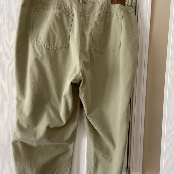 3 Pair of Ralph Lauren Women’s Capris Sz 20W Blue, Khaki, Olive - Picture 8 of 16